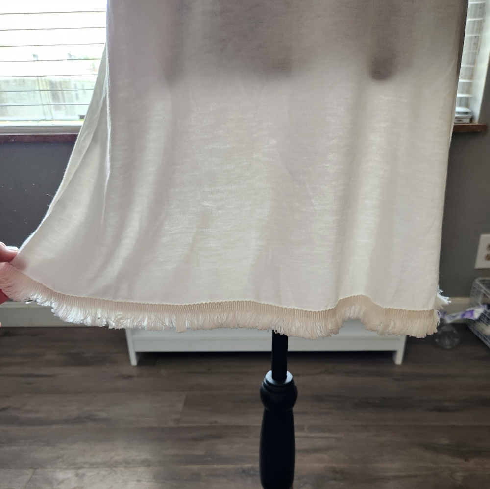 Nwot MissLook White Top Size XL - Picture 2 of 5